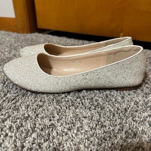 Kailee P White Glitter Flats
